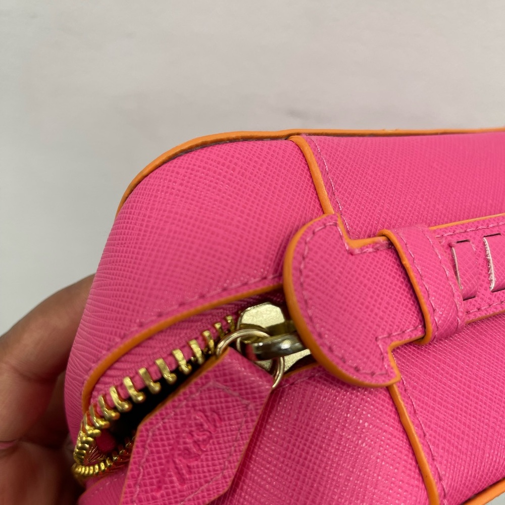 Trish mcevoy makeup planner in pink